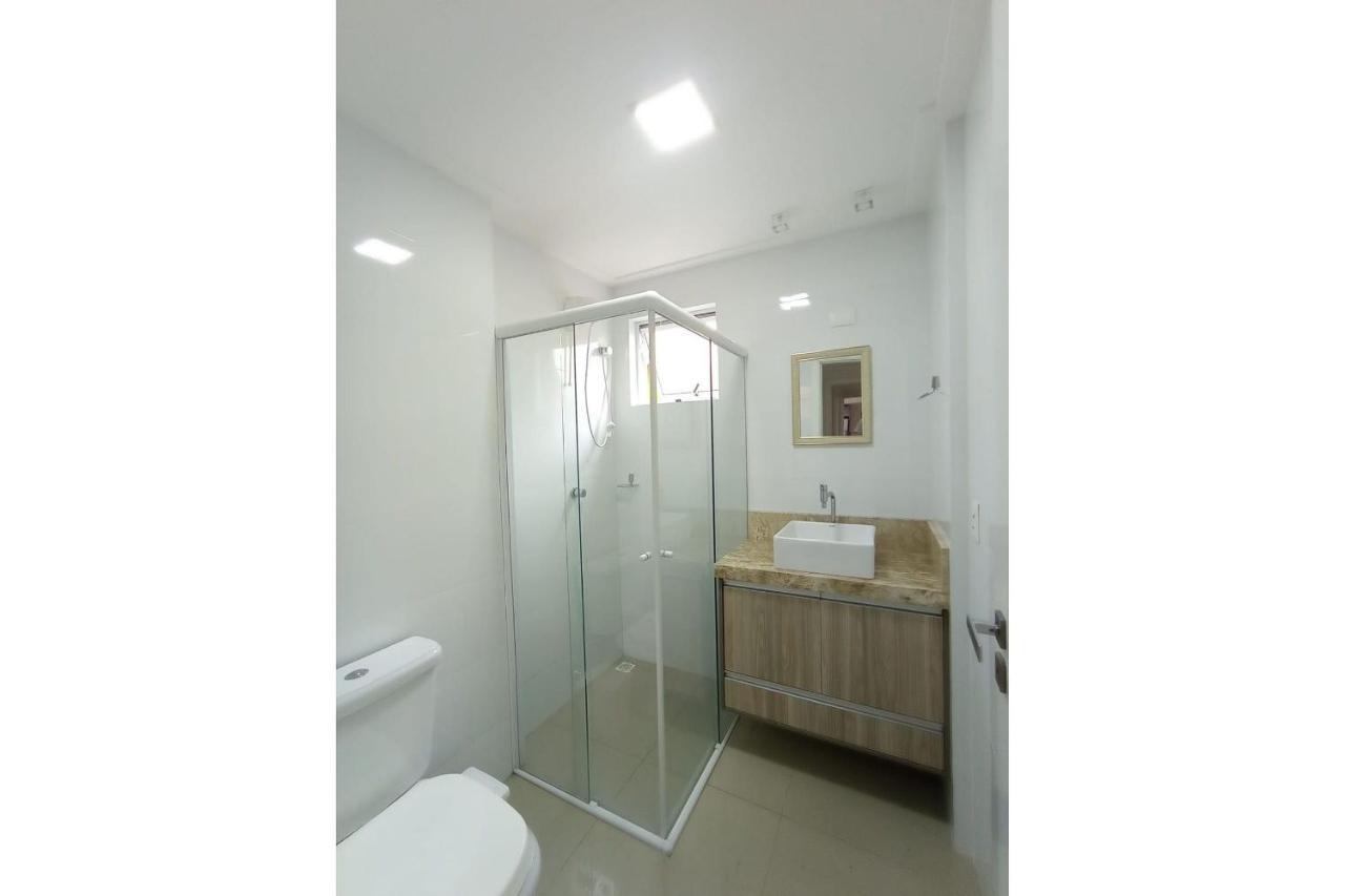 Var-101A Dpto Amplio En Condominio Cerrado Con Piscina Bombinhas Exterior photo